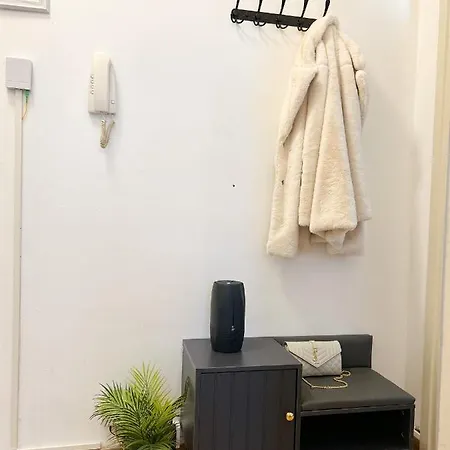 View Hébergement de vacances *